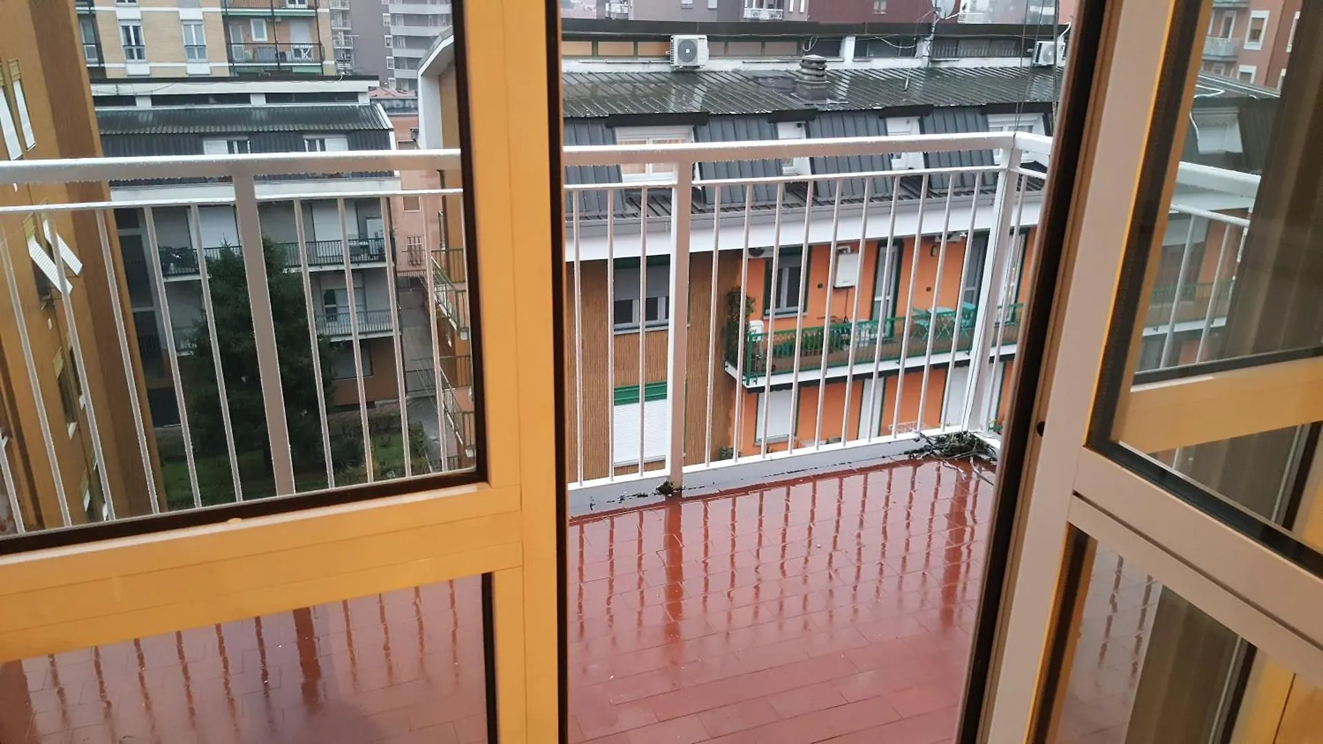 Danicolas Via Dei Partigiani Apartment Cinisello Balsamo 0*,  Itália